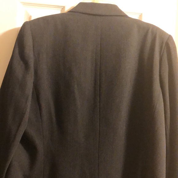 Ladies lined jacket. - Picture 4 of 7